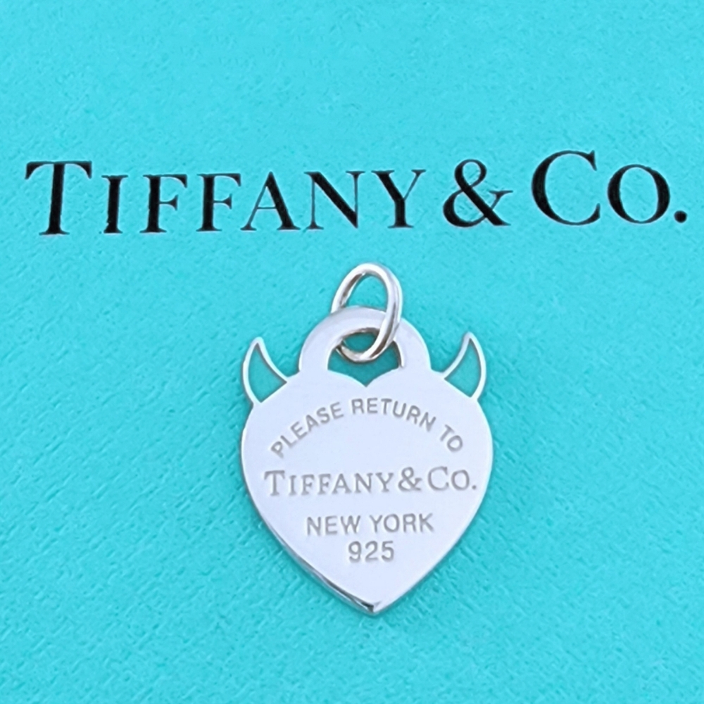 Tiffany & Co. Blue Horn Devil Heart Charm - Picture 5 of 5